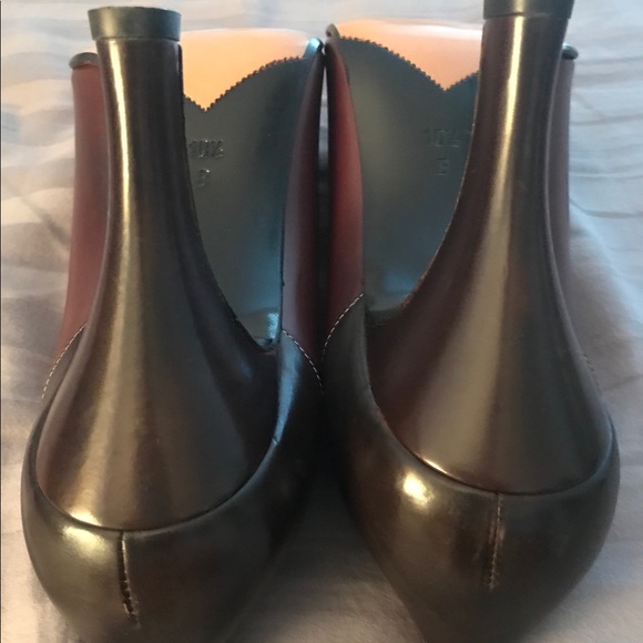 Coach Classic Heels - Picture 5 of 6